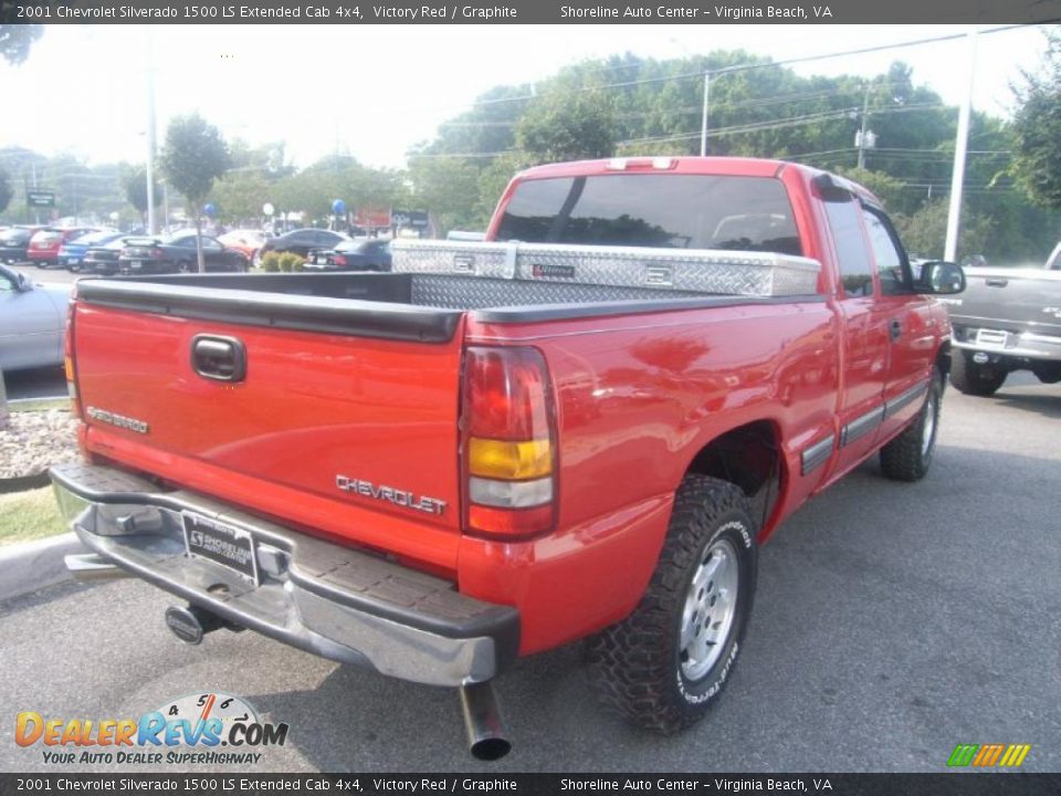 2001 Chevrolet Silverado 1500 LS Extended Cab 4x4 Victory Red / Graphite Photo #6