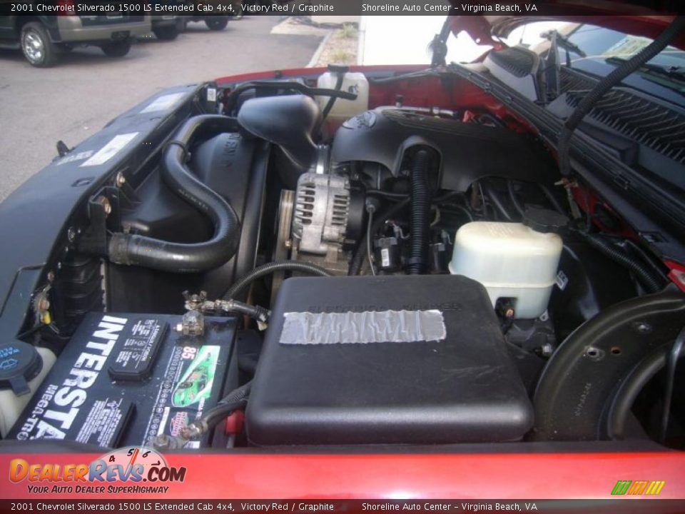 2001 Chevrolet Silverado 1500 LS Extended Cab 4x4 Victory Red / Graphite Photo #22