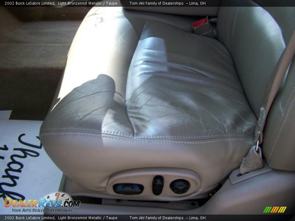 2002 Buick LeSabre Limited Light Bronzemist Metallic / Taupe Photo #11
