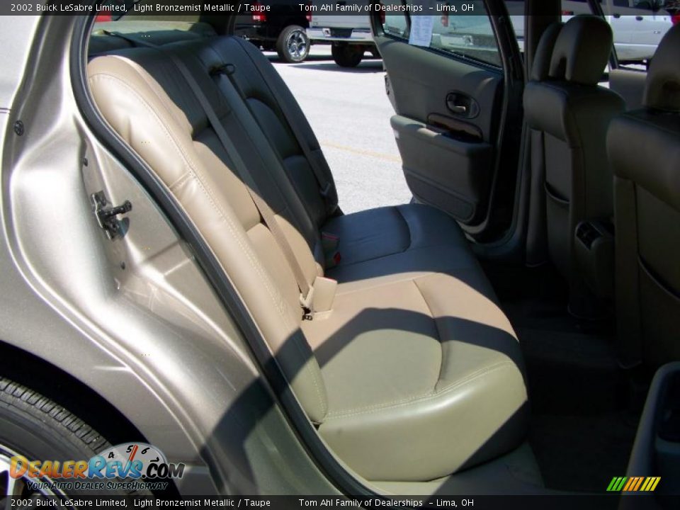 2002 Buick LeSabre Limited Light Bronzemist Metallic / Taupe Photo #15