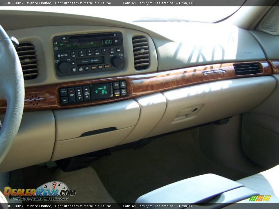 2002 Buick LeSabre Limited Light Bronzemist Metallic / Taupe Photo #21