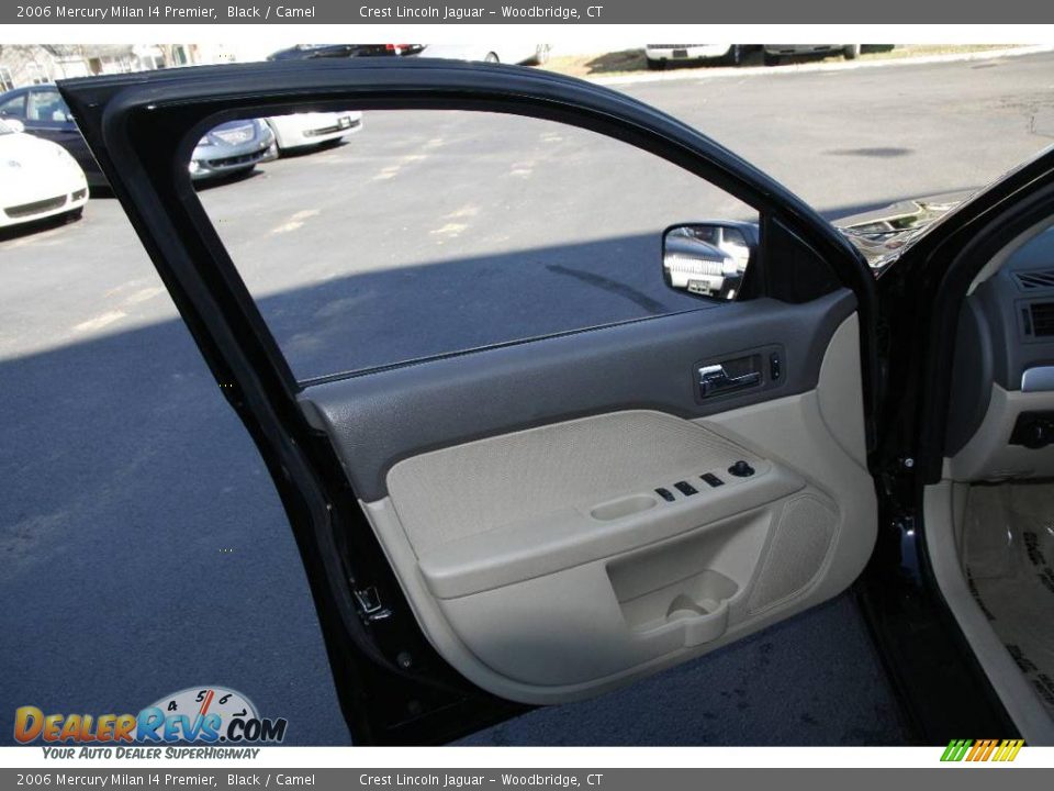2006 Mercury Milan I4 Premier Black / Camel Photo #11