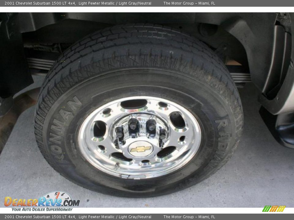 2001 Chevrolet Suburban 1500 LT 4x4 Light Pewter Metallic / Light Gray/Neutral Photo #27