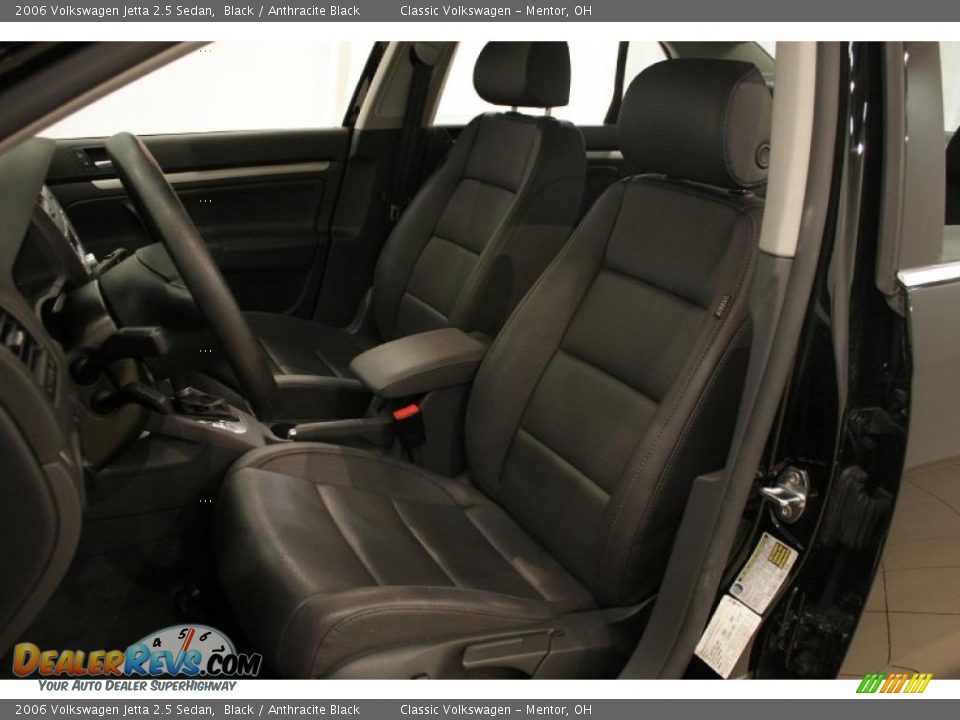 2006 Volkswagen Jetta 2.5 Sedan Black / Anthracite Black Photo #10