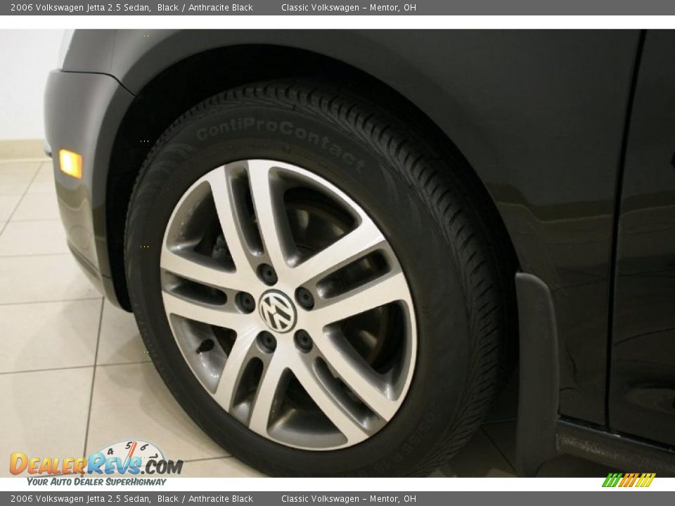 2006 Volkswagen Jetta 2.5 Sedan Black / Anthracite Black Photo #24