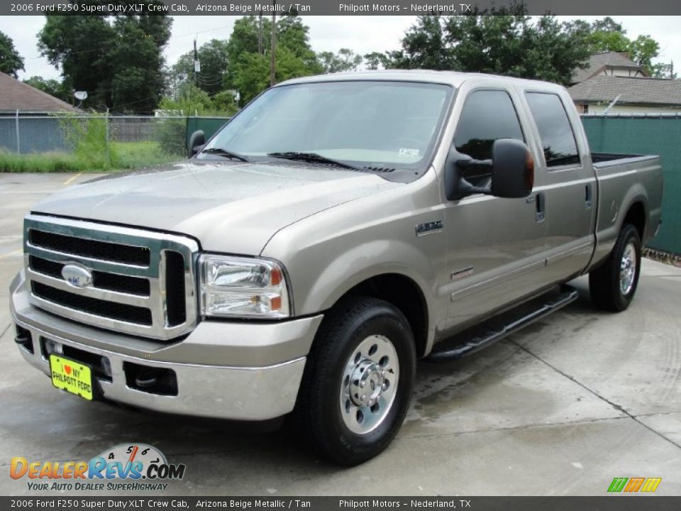 2006 Ford F250 Super Duty XLT Crew Cab Arizona Beige Metallic / Tan Photo #7