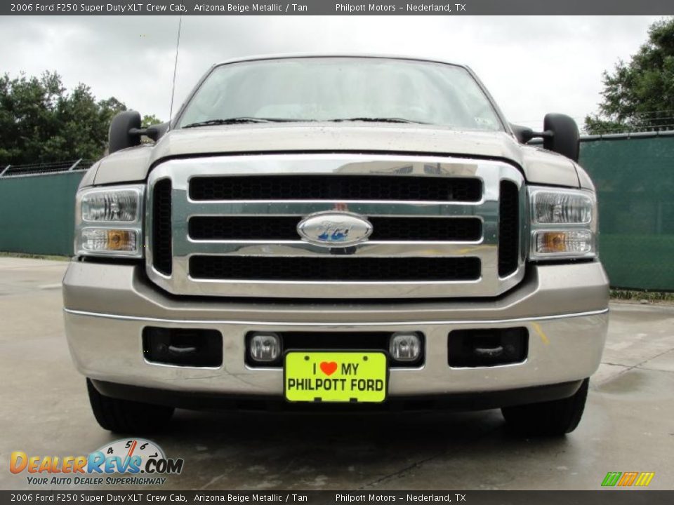 2006 Ford F250 Super Duty XLT Crew Cab Arizona Beige Metallic / Tan Photo #9