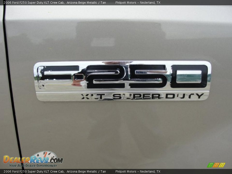 2006 Ford F250 Super Duty XLT Crew Cab Arizona Beige Metallic / Tan Photo #16