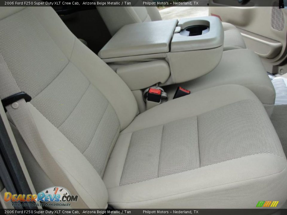 2006 Ford F250 Super Duty XLT Crew Cab Arizona Beige Metallic / Tan Photo #28