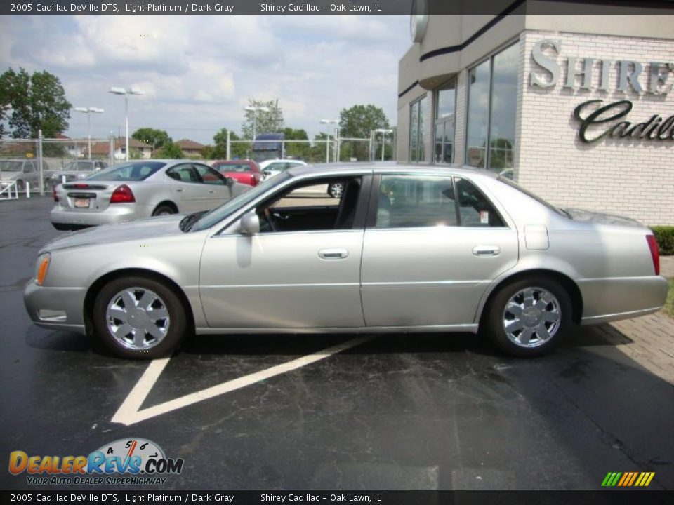 2005 Cadillac DeVille DTS Light Platinum / Dark Gray Photo #7