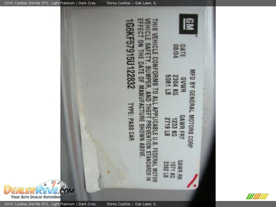 2005 Cadillac DeVille DTS Light Platinum / Dark Gray Photo #16