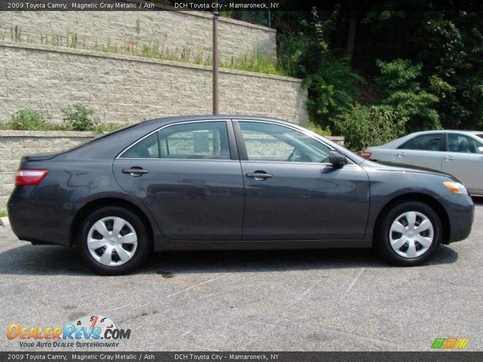 2009 Toyota Camry Magnetic Gray Metallic / Ash Photo #8