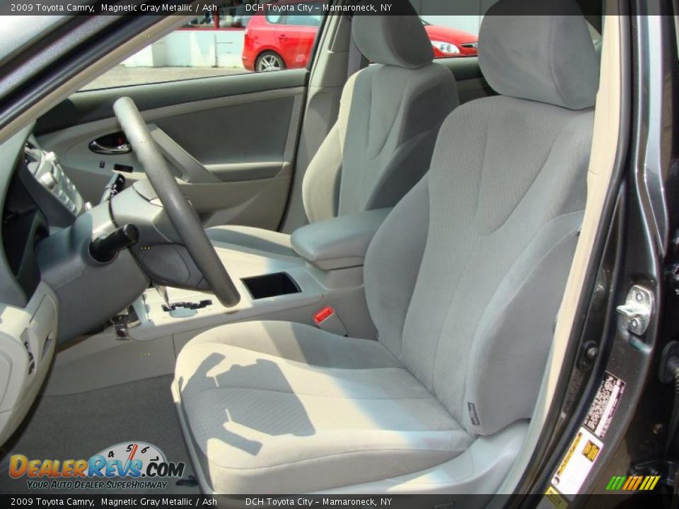 2009 Toyota Camry Magnetic Gray Metallic / Ash Photo #17