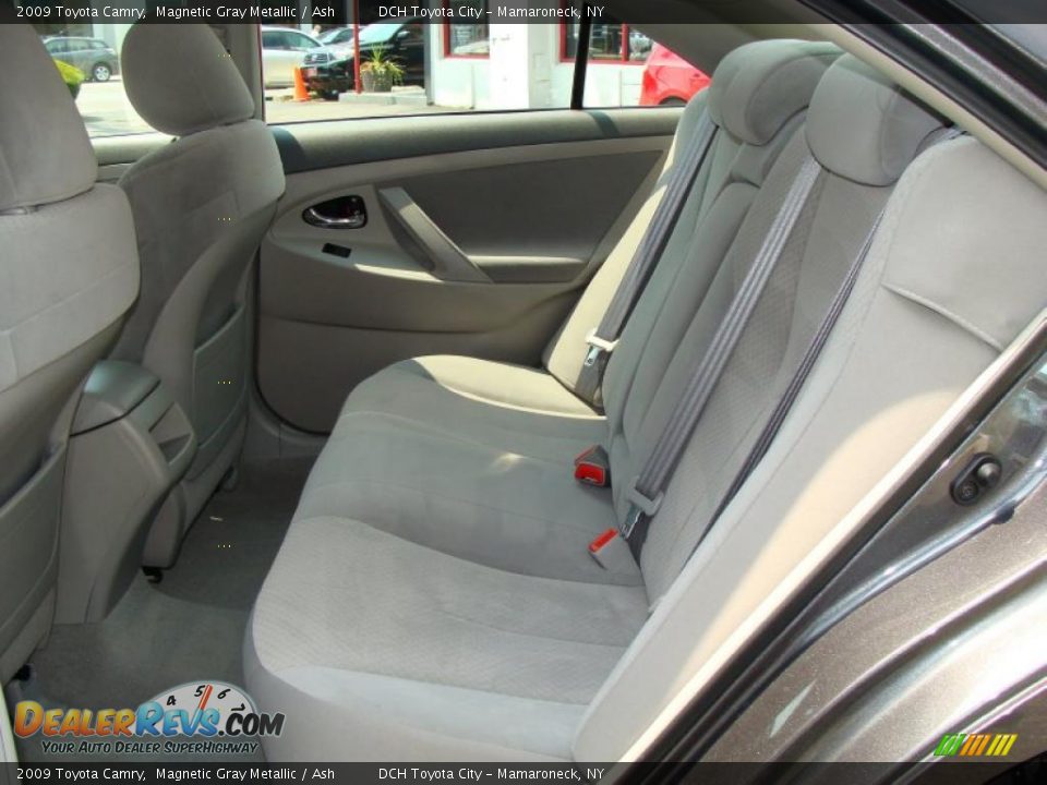 2009 Toyota Camry Magnetic Gray Metallic / Ash Photo #23