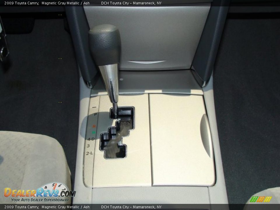 2009 Toyota Camry Magnetic Gray Metallic / Ash Photo #26