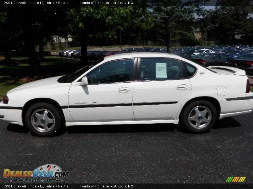 2001 Chevrolet Impala LS White / Neutral Photo #1