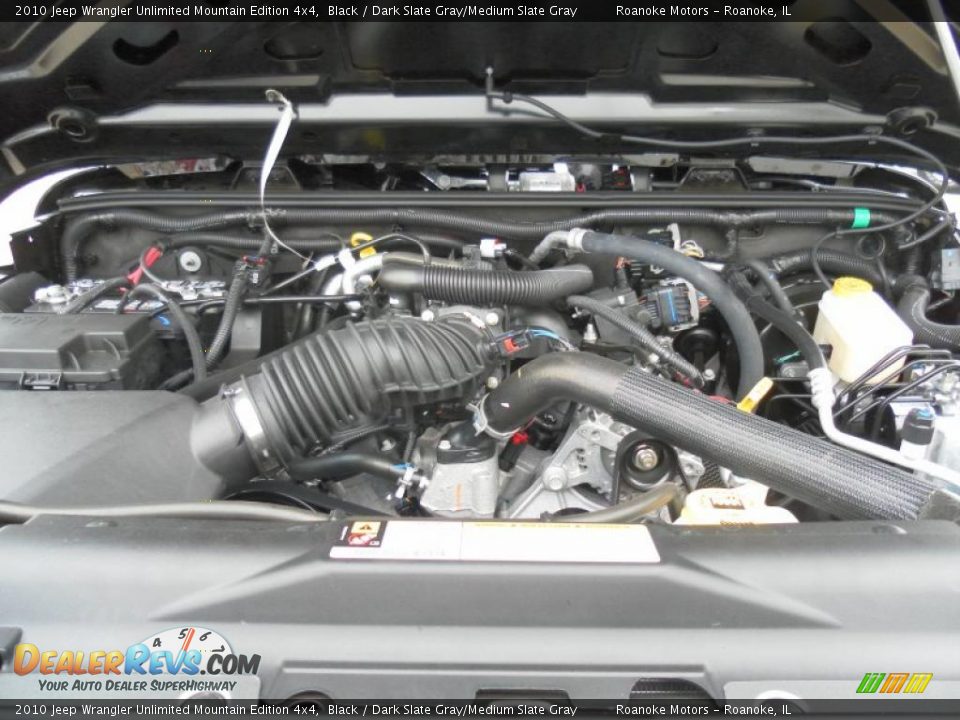 2010 Jeep Wrangler Unlimited Mountain Edition 4x4 Black / Dark Slate Gray/Medium Slate Gray Photo #22