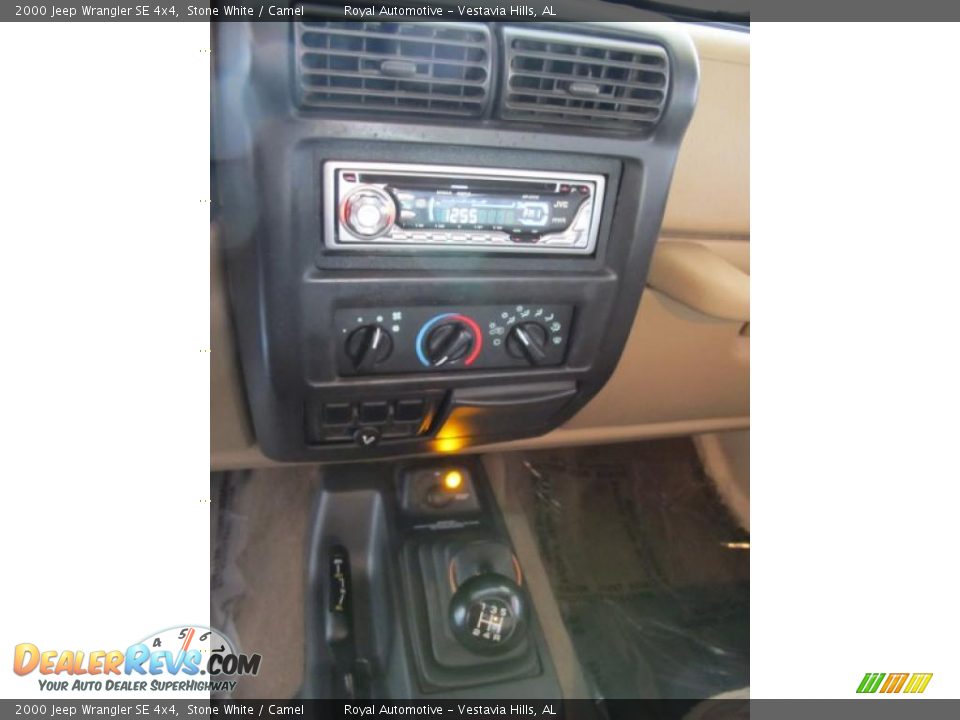 2000 Jeep Wrangler SE 4x4 Stone White / Camel Photo #16