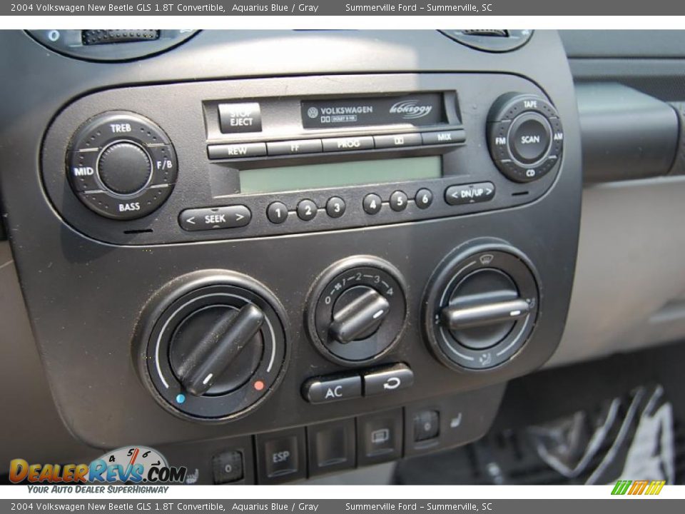 2004 Volkswagen New Beetle GLS 1.8T Convertible Aquarius Blue / Gray Photo #19