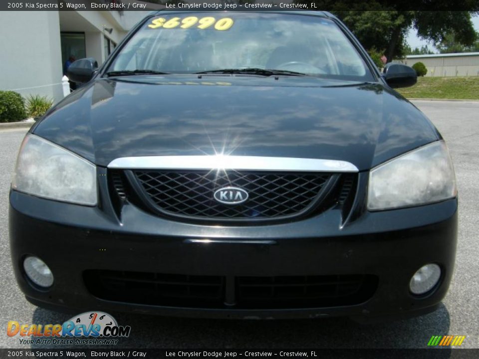 2005 Kia Spectra 5 Wagon Ebony Black / Gray Photo #8