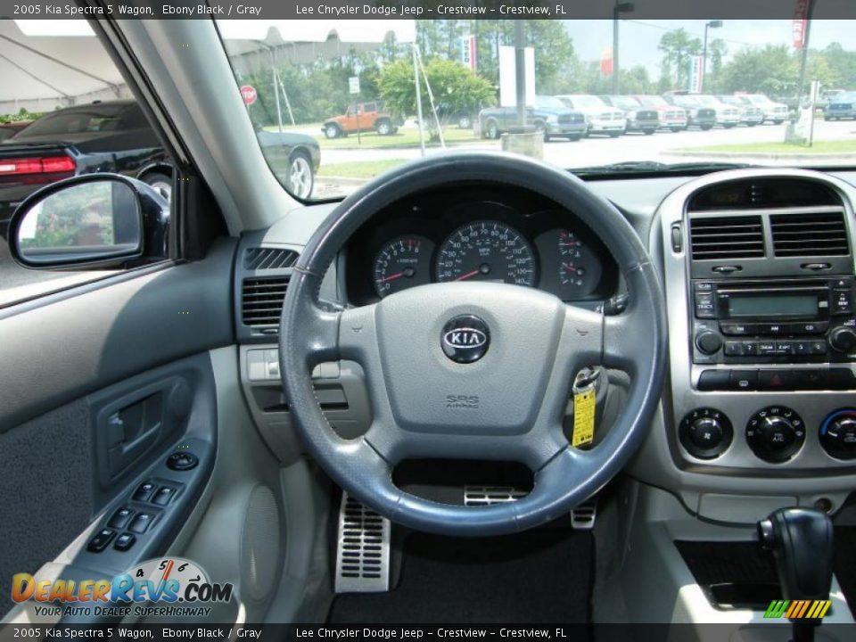 2005 Kia Spectra 5 Wagon Ebony Black / Gray Photo #19