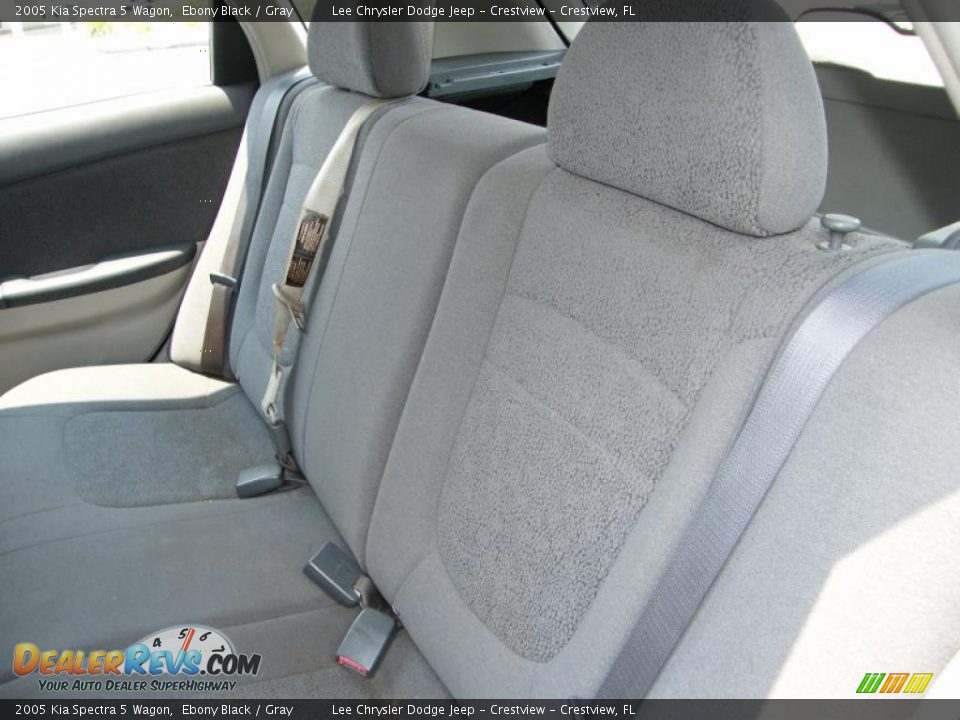 2005 Kia Spectra 5 Wagon Ebony Black / Gray Photo #21