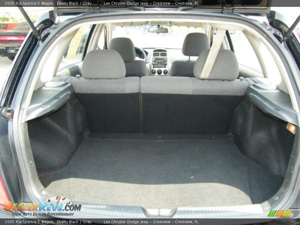 2005 Kia Spectra 5 Wagon Ebony Black / Gray Photo #24