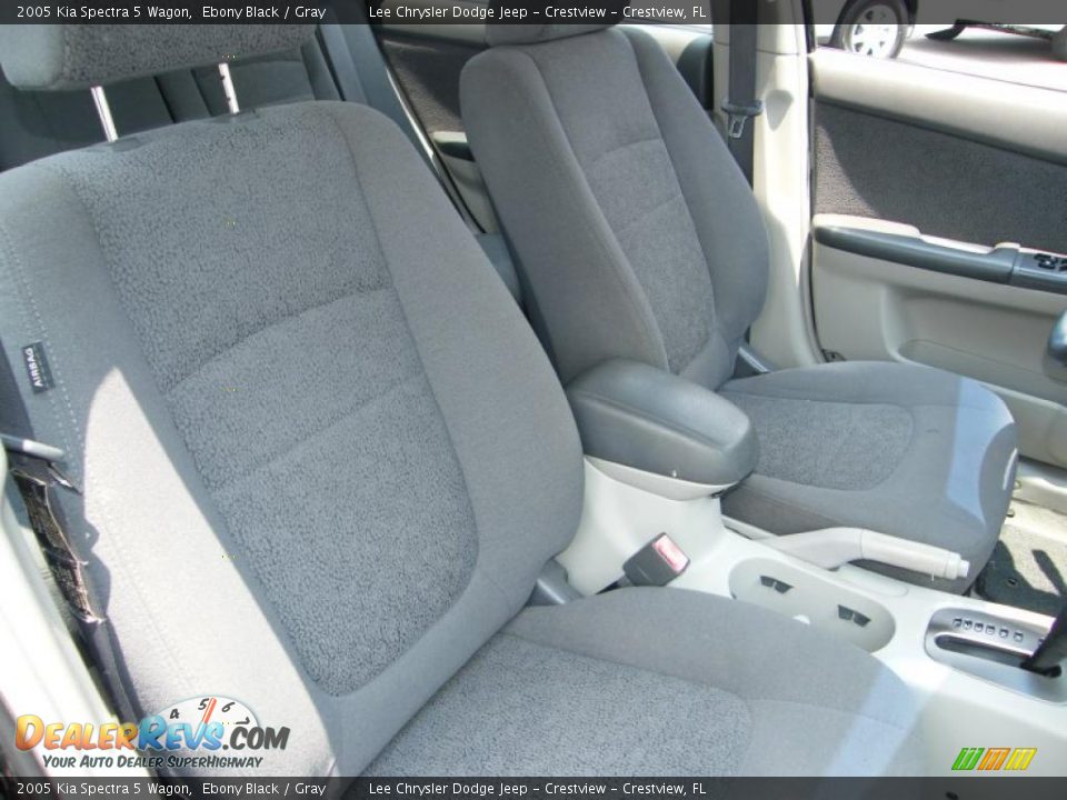 2005 Kia Spectra 5 Wagon Ebony Black / Gray Photo #26