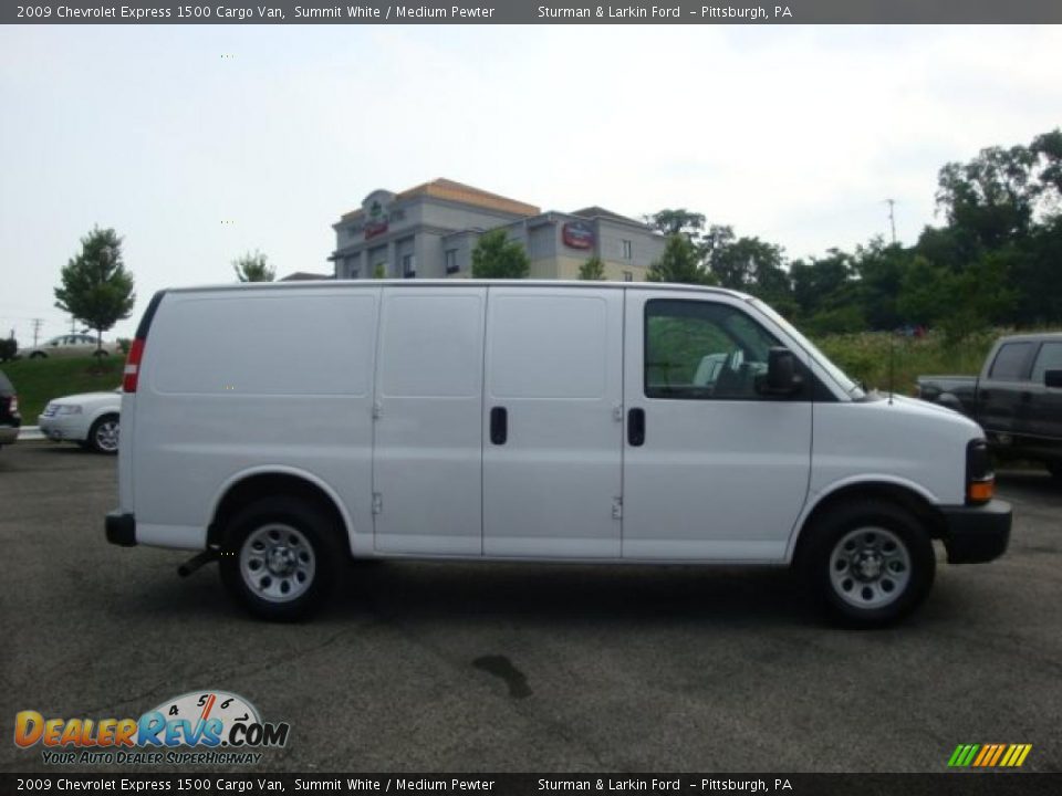 2009 Chevrolet Express 1500 Cargo Van Summit White / Medium Pewter Photo #2