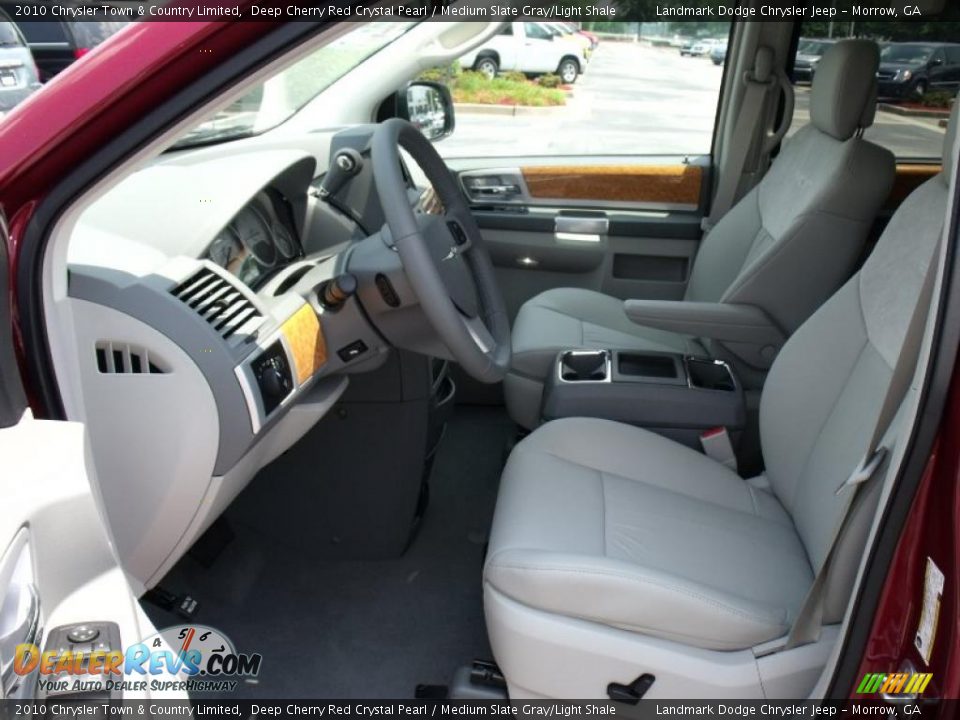 2010 Chrysler Town & Country Limited Deep Cherry Red Crystal Pearl / Medium Slate Gray/Light Shale Photo #6