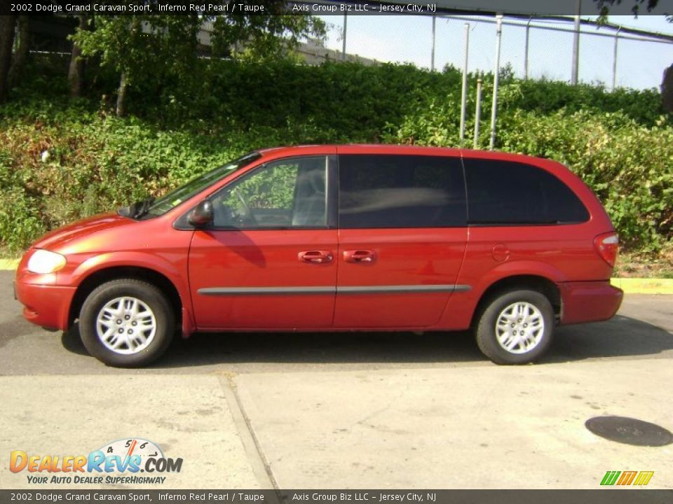 2002 Dodge Grand Caravan Sport Inferno Red Pearl / Taupe Photo #4