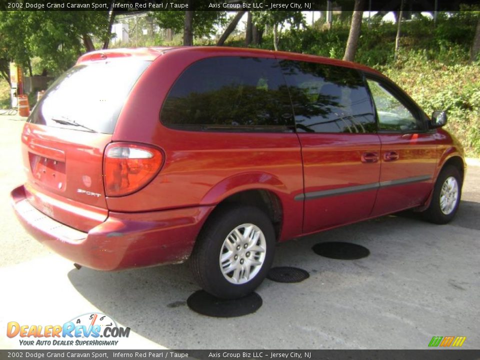 2002 Dodge Grand Caravan Sport Inferno Red Pearl / Taupe Photo #7