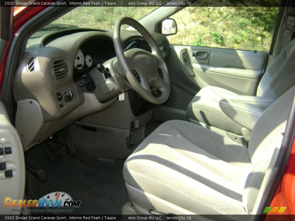 2002 Dodge Grand Caravan Sport Inferno Red Pearl / Taupe Photo #9