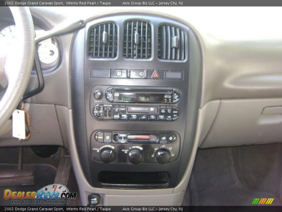 2002 Dodge Grand Caravan Sport Inferno Red Pearl / Taupe Photo #20