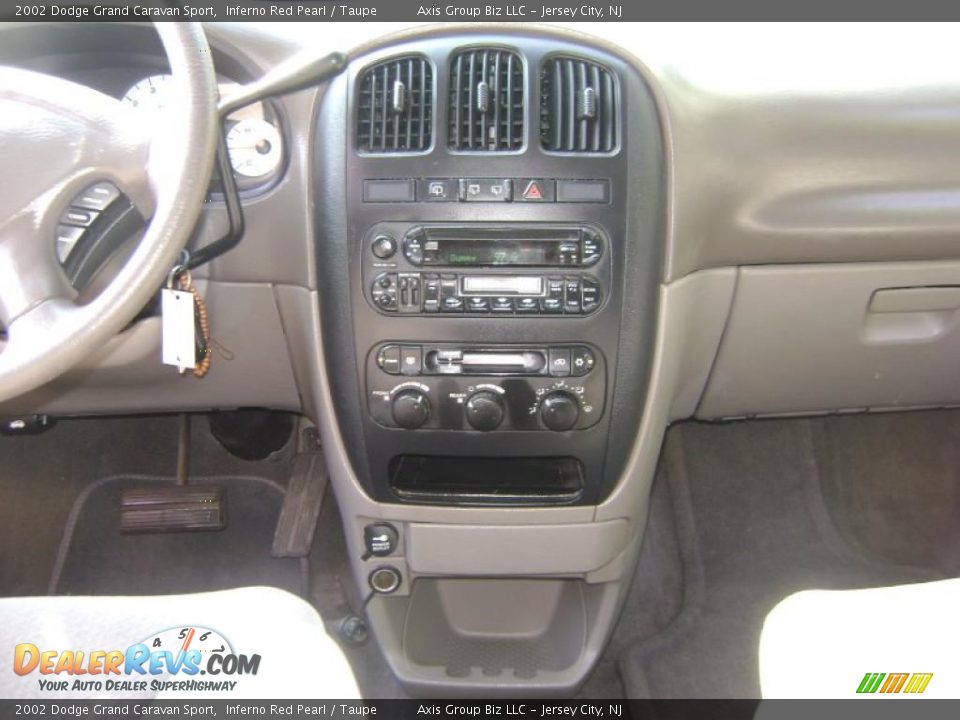 2002 Dodge Grand Caravan Sport Inferno Red Pearl / Taupe Photo #21