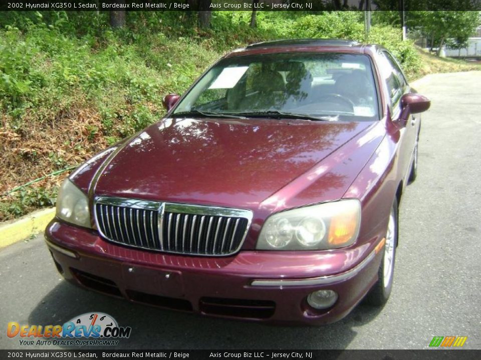 2002 Hyundai XG350 L Sedan Bordeaux Red Metallic / Beige Photo #2