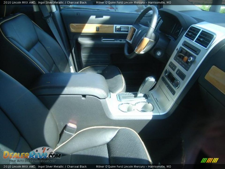 2010 Lincoln MKX AWD Ingot Silver Metallic / Charcoal Black Photo #2