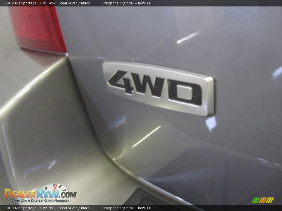 2009 Kia Sportage LX V6 4x4 Steel Silver / Black Photo #5