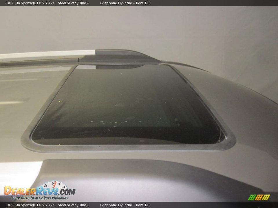 2009 Kia Sportage LX V6 4x4 Steel Silver / Black Photo #11