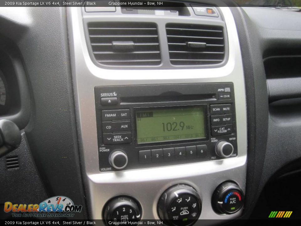 2009 Kia Sportage LX V6 4x4 Steel Silver / Black Photo #17