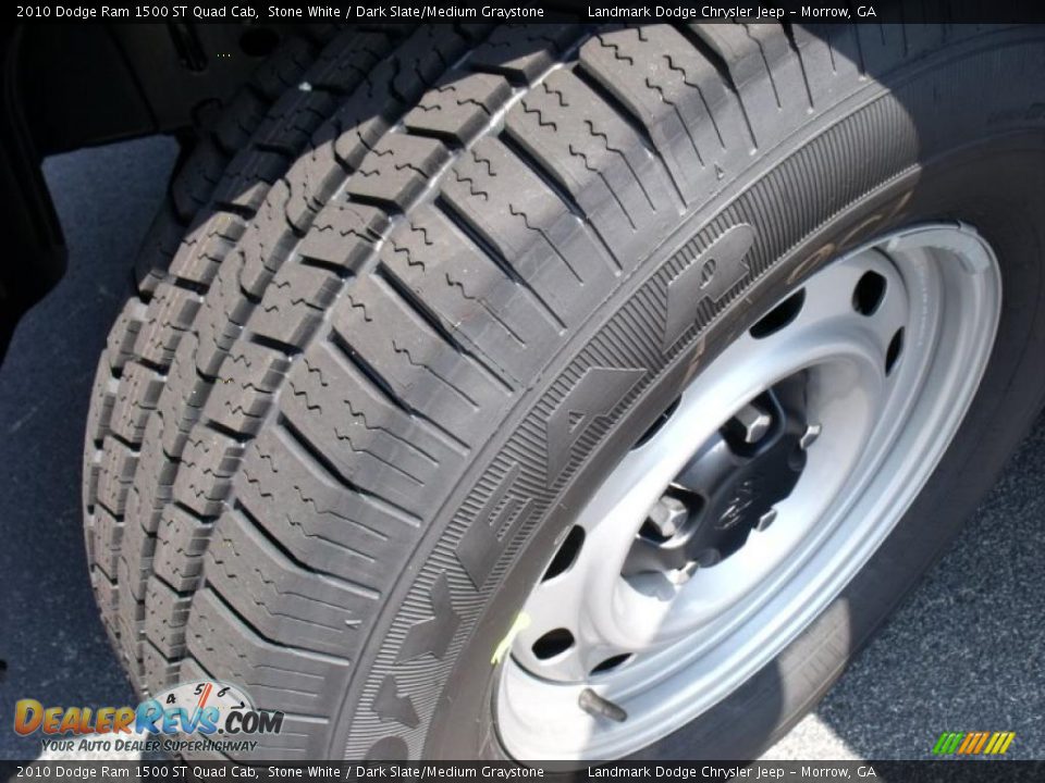 2010 Dodge Ram 1500 ST Quad Cab Stone White / Dark Slate/Medium Graystone Photo #12