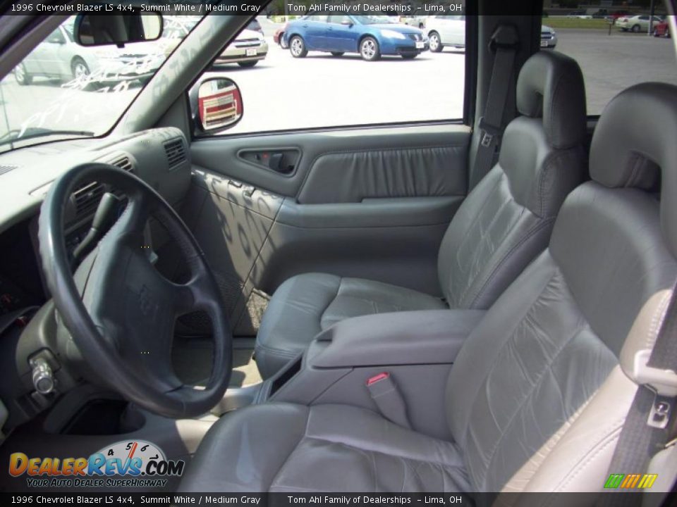 1996 Chevrolet Blazer LS 4x4 Summit White / Medium Gray Photo #7