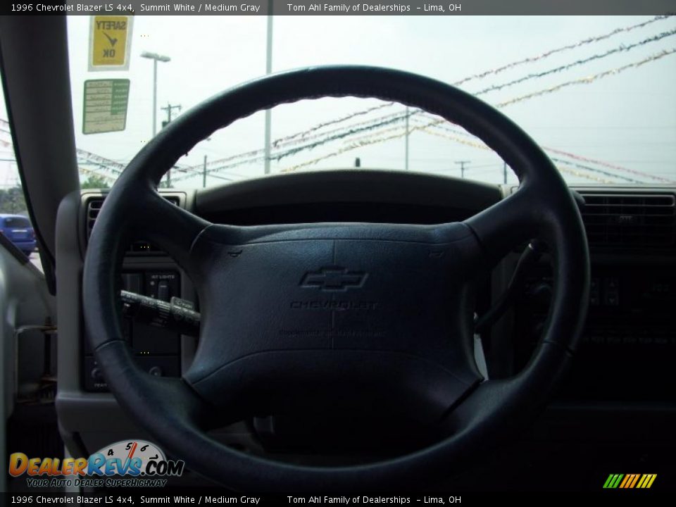 1996 Chevrolet Blazer LS 4x4 Summit White / Medium Gray Photo #8