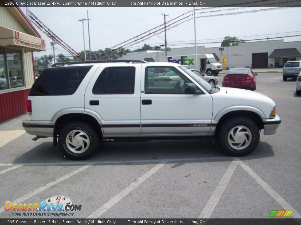 1996 Chevrolet Blazer LS 4x4 Summit White / Medium Gray Photo #11