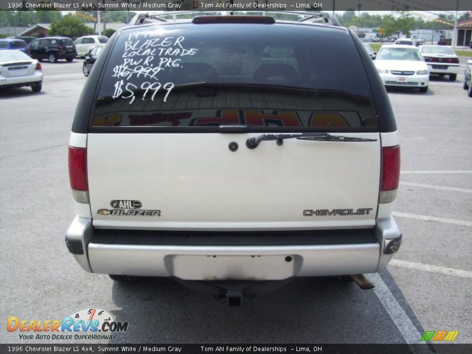 1996 Chevrolet Blazer LS 4x4 Summit White / Medium Gray Photo #16