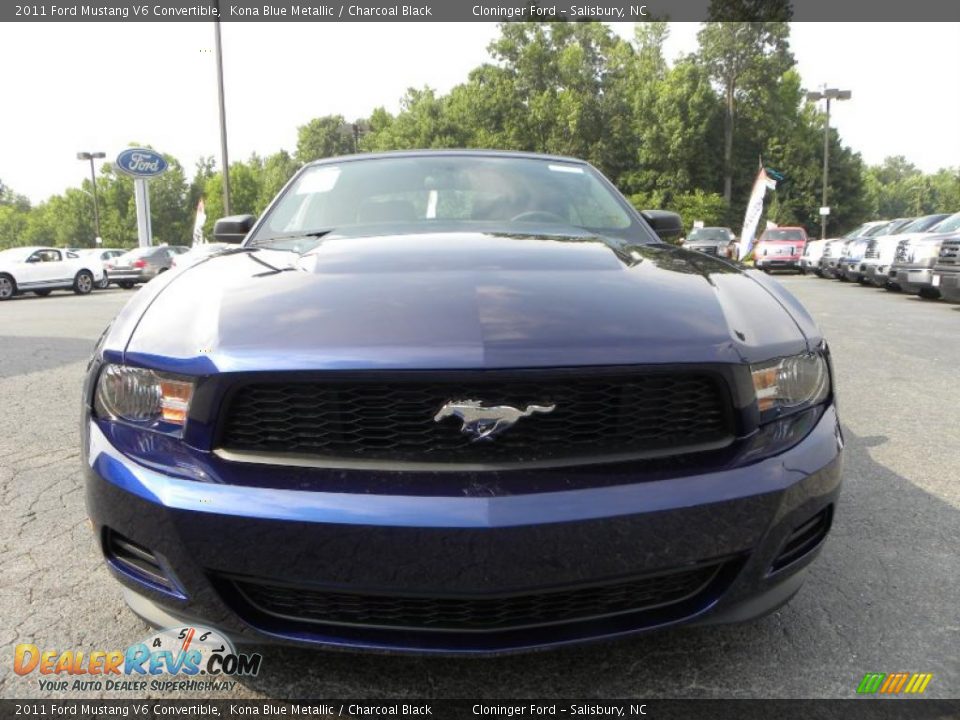 2011 Ford Mustang V6 Convertible Kona Blue Metallic / Charcoal Black Photo #7