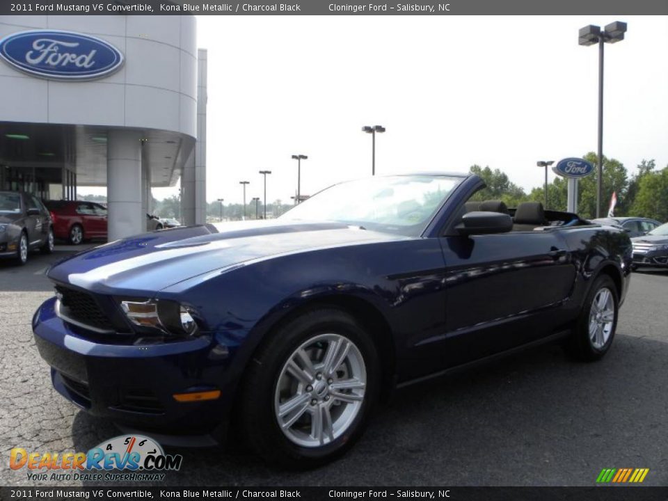 2011 Ford Mustang V6 Convertible Kona Blue Metallic / Charcoal Black Photo #27