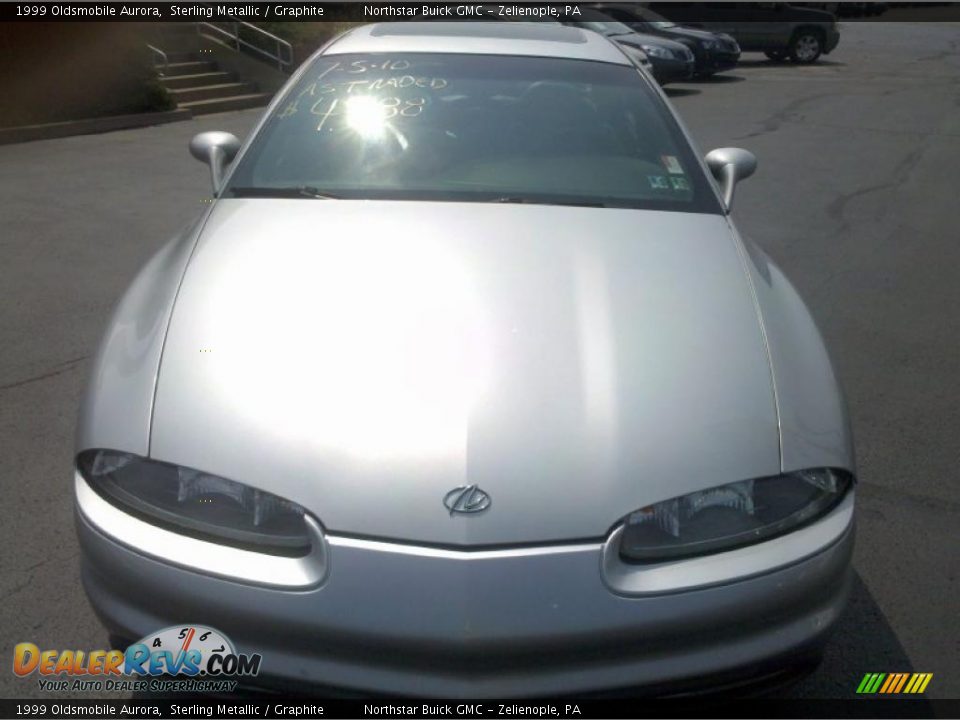 1999 Oldsmobile Aurora Sterling Metallic / Graphite Photo #2