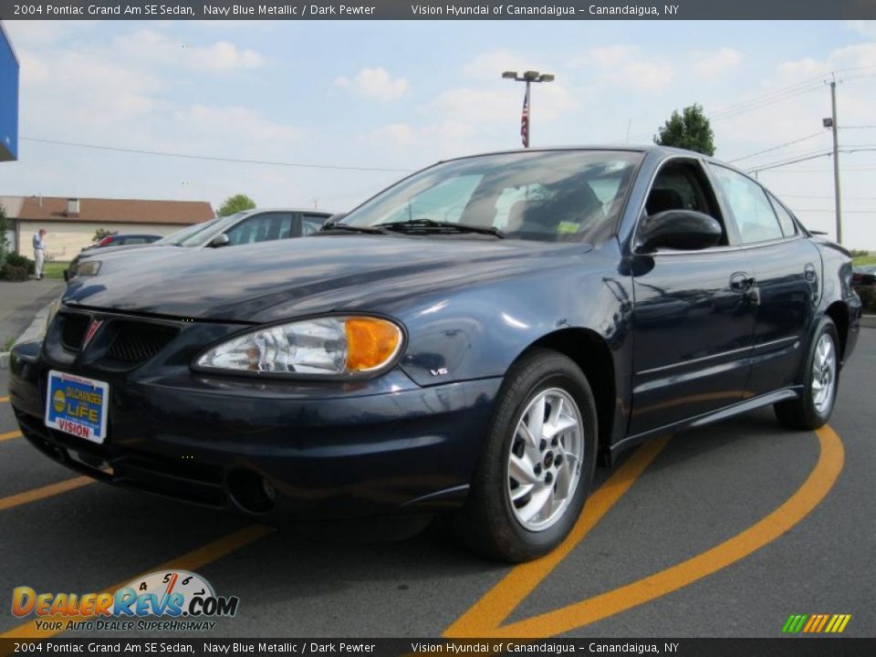 2004 Pontiac Grand Am SE Sedan Navy Blue Metallic / Dark Pewter Photo #1