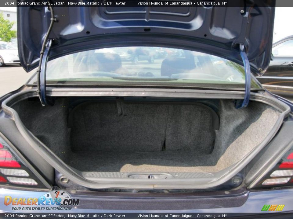 2004 Pontiac Grand Am SE Sedan Navy Blue Metallic / Dark Pewter Photo #5
